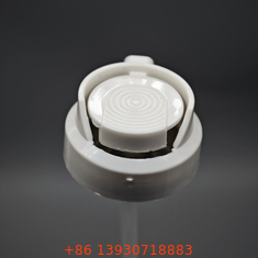 Van xịt bọt cạo râu cho người có làn da nhạy cảm với cơ chế xịt nhẹ nhàng và chất liệu không gây dị ứng