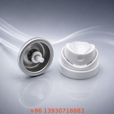 Nước xịt sương mù làm dịu được thiết kế để làm dịu và làm sống lại làn da khô trong suốt cả ngày với chiết xuất thực vật tự nhiên
