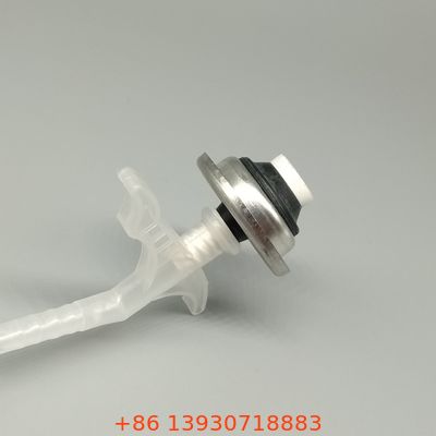 Ống phun can thiệp PU chống rò rỉ cho silicone và hóa chất xây dựng