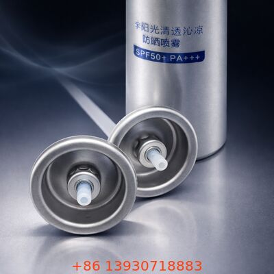 Van xịt chống nắng phân bố hạt đồng đều, đầu phun chống tắc nghẽn và vận hành 360 độ để bảo vệ toàn thân