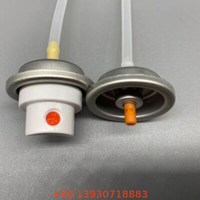 Professional Foam Cleaner Aerosol Valve với Bụt Cọp lau cho chi tiết ô tô